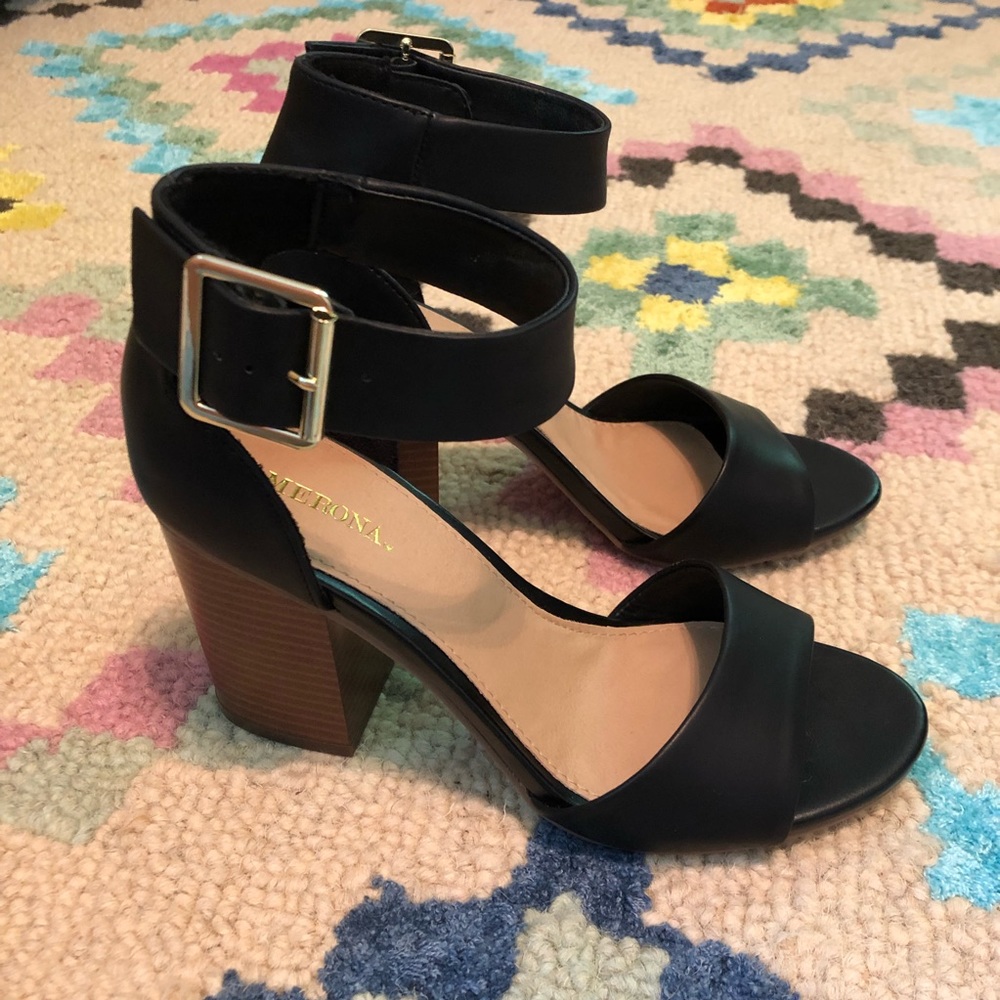 Merona Chunky Heel Sandal